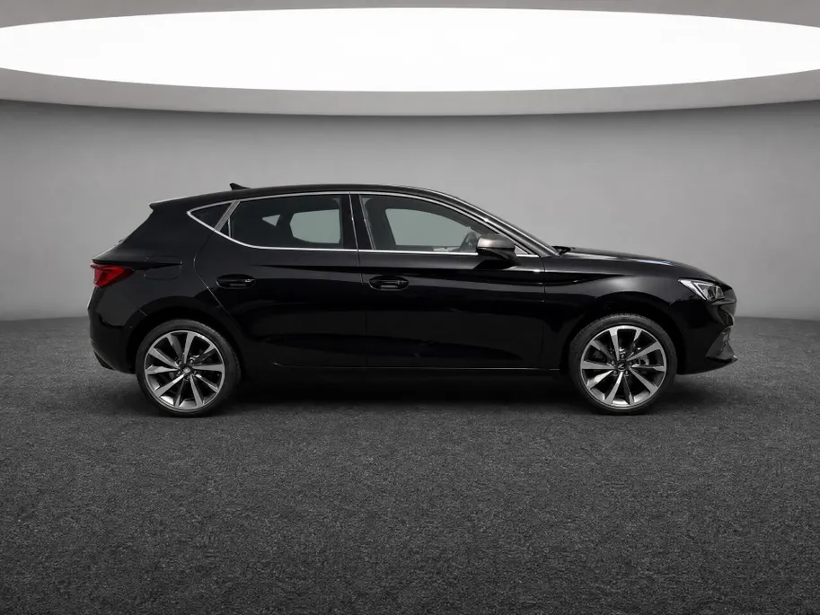 SEAT Leon FR Business 1.5 TSI eHybrid 204 PK Hatch. Technology pack | Matrix Led | Herwaardering!!
