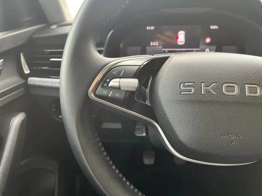 Škoda Kamiq 1.0 TSI Selection | 1e Eigenaar | Cruise control | Apple Carplay/Android auto | Parkeersensoren achter | Led koplampen | Fabrieksgarantie! |