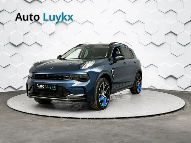 Lynk & Co 01