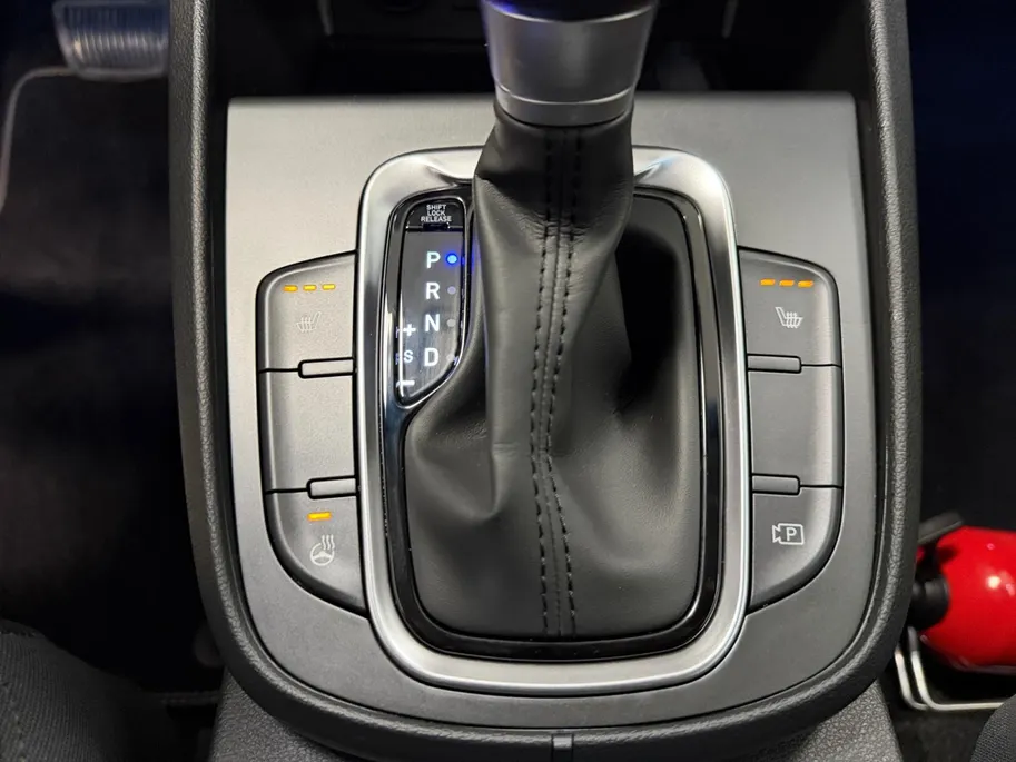 Hyundai Kona 1.6 HYBRID | PREMIUM | AUTOMAAT | NAVI | CAMERA |