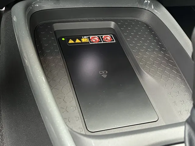 Toyota Aygo X Hybrid 115 Pulse | Easy Pack | Parkeersensoren V + A