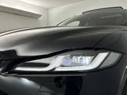 Jaguar F-PACE 2.0 P400e R-Dynamic HSE Black Pack | Panoramadak | Massagestoelen + Ventilatie | Head-Up Display