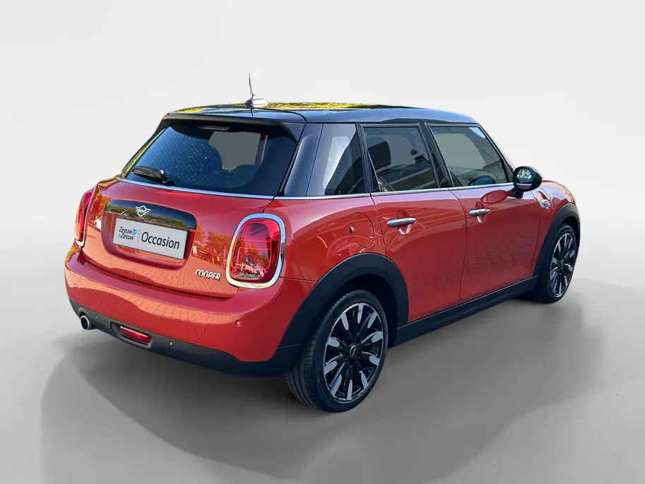 MINI 5-Deurs 1.5 Cooper Chili Nu rijklaarprijs!
