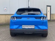 Ford Mustang Mach-E Standard RWD 75 kWh Standard Range - Grabber Blue - Direkt leverbaar