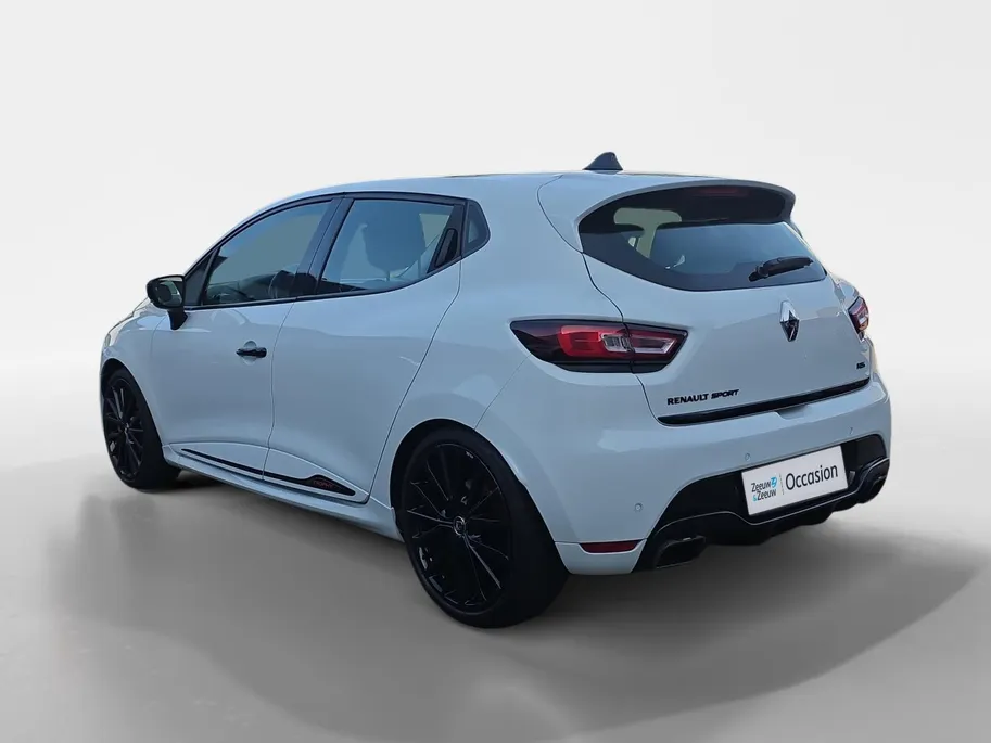 Renault Clio 1.6 Turbo R.S. Trophy 220PK| Automaat | Akrapovic  | Achteruitrijcamera | Bose Sound | Stoelverwarming | Lederen bekleding | 12 maanden garantie! |