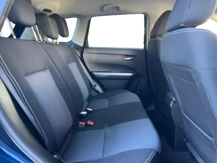 Suzuki Vitara 1.4 Boosterjet Smart Hybrid Select | Lage Kilometerstand | Stoelverwarming | Parkeer Camera | Navigatie | Apple/Android Carplay |