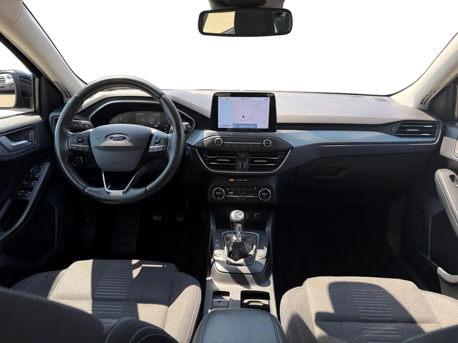Ford Focus 1.0 EcoBoost Active Business | Parkeersensoren voor en achter | Navigatie | 17' lichtmetalen velgen | Apple carplay & Android auto | Keyless entry | Bovag garantie |