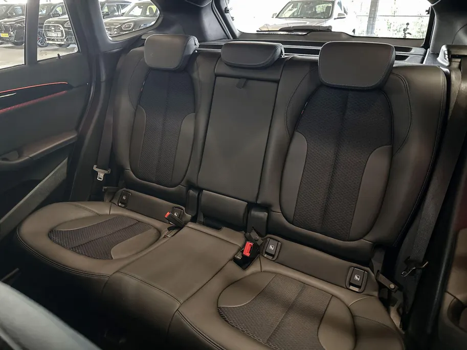 BMW X1 sDrive18i M-Sport