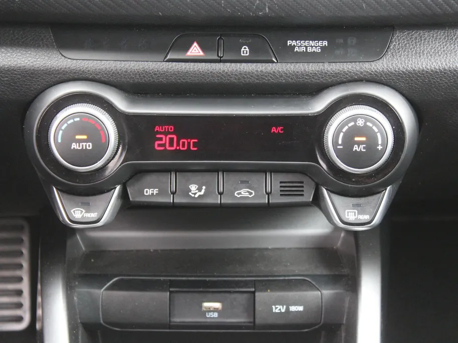 Kia Rio 1.0 T-GDi MHEV GT-Line | Stuur-/stoelverwarming | 17' LM | Camera | Clima | Navi | Cruise | Keyless |