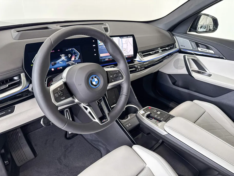 BMW iX1 eDrive20 M Sport Edition Innovation Pack
