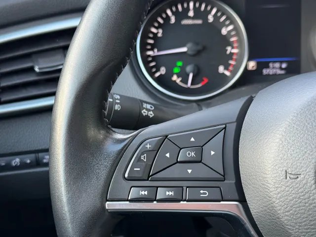 Nissan QASHQAI 1.2 DIG-T 115pk N-Connecta | Panoramadak | Navigatie | 360-Camera | Blind Spot | Keyless