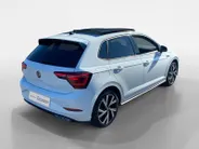 Volkswagen Polo 5-deurs 1.0 TSI R-Line NL Auto | Panodak | Virtual Cockpit | CarPlay | 17' Bergamo | etc.
