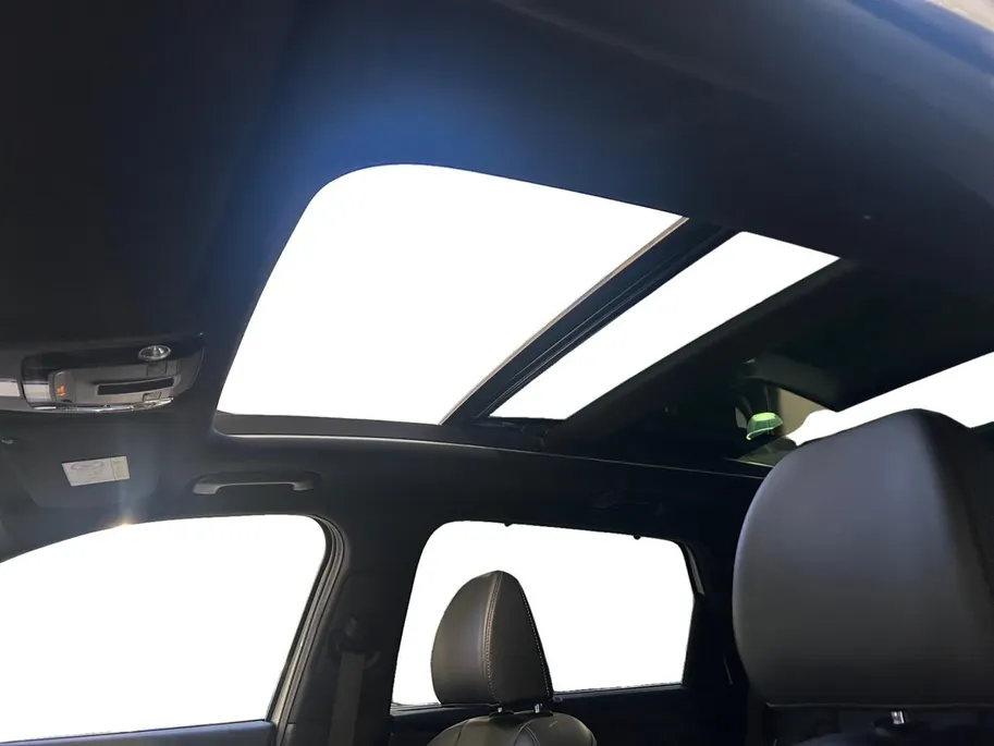 Kia Sorento 1.6 T-GDi Plug-in Hybrid 4WD ExecutiveLine 7p Apple Carplay / Android Auto | Navigatiesysteem | Elektrisch Verstelbare Voorstoelen | Bestuurdersstoel Met Geheugen | Stoelkoeling + Stoelverwarming | Stuurverwarming | Elektrisch Bedienbare Achterklep | Elek