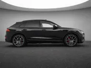 Audi Q8 55 TFSI 340pk Tiptronic Quattro Pro Line S · Panoramadak · Leder · Luchtvering · 360 Camera · Stoelmassage · Stoelventilatie · 22'' Inch · Bang & Olufsen ·