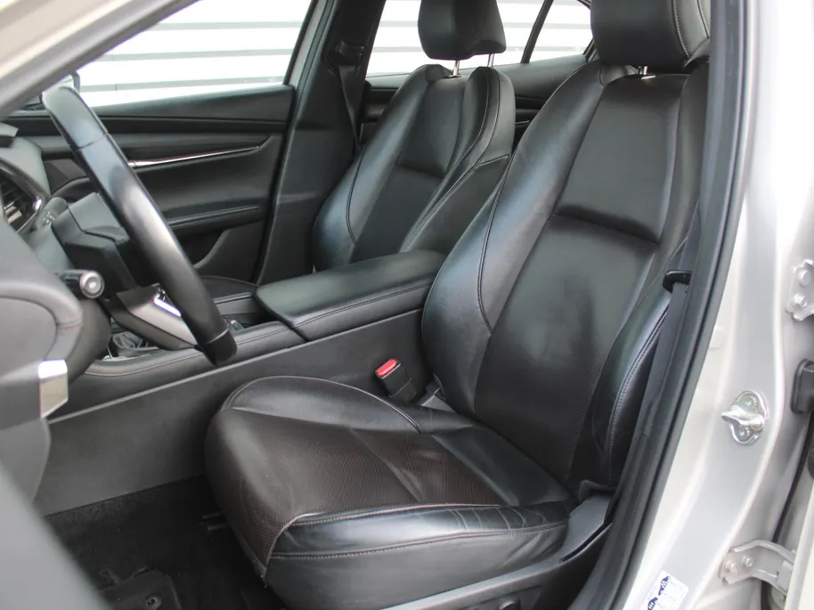 Mazda 3 2.0 e-SkyActiv-G M Hybrid 122PK 6MT Comfort | BTW Auto | Navi | Leder | Keyless | Camera | Elek. Stoelvers. |