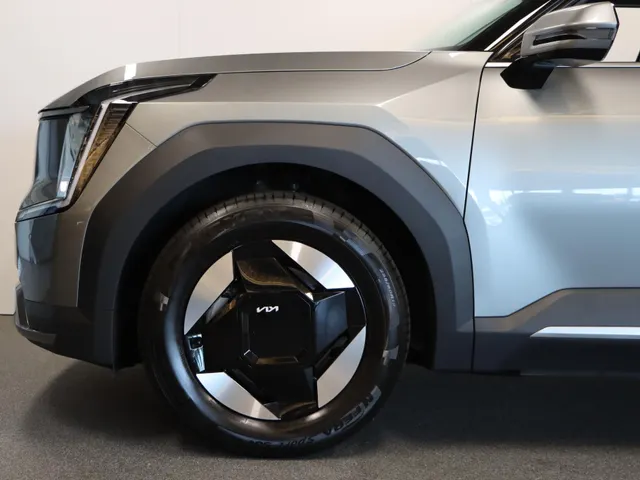 Kia EV9 First Edition 76.1 kWh