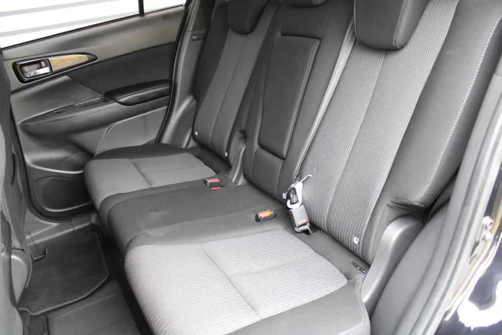 Mitsubishi Eclipse Cross 2.4 PHEV Intense | 18' LM | Clima | Keyless | Stoelverwarming | Cruise | Camera | Plug-in |