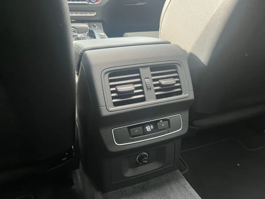Audi Q5 Sportback 50 TFSI e S edition Competition Panorama dak | Carplay | 360 Camera | Virtual Cockpit