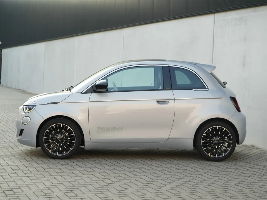 Fiat 500 1.0 Hybrid La Prima | Boek nu uw Proefrit