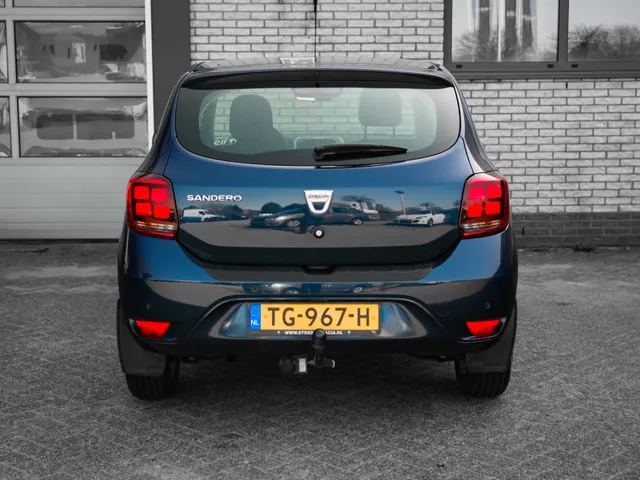 Dacia Sandero TCe 90 Easy-R Serie Limitee Royaal | automaat | airco | trekhaak | LM velgen
