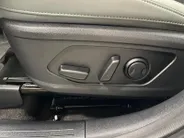 Kia Sorento 1.6 T-GDi Plug-in Hybrid 4WD DynamicPlusLine 7p | Apple Carplay / Android Auto | Navigatiesysteem | Licht + Regensensor | Stoel + Stuurverwarming | Elektrisch Verstelbare Bestuurdersstoel | Elektrisch Bedienbaar Schuif / Kanteldak | Elektrisch bedienbare 