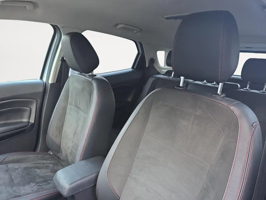 Ford EcoSport 1.0 EcoBoost ST-Line | Two-Tone | Winter Pack | Climate Control | Parkeersensoren | Apple CarPlay / Android Auto |