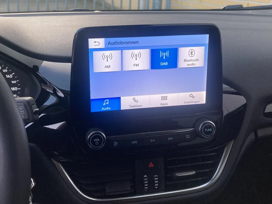 Ford Fiesta 1.0 EcoBoost 100 pk Titanium 5-deurs Apple Carplay/ Android Auto - Winter Pack - Cruise Control