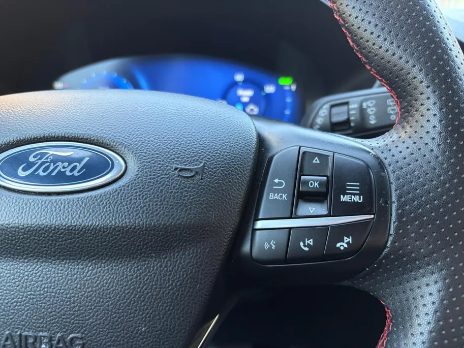 Ford Kuga 2.5 PHEV ST-Line 225PK | Head Up Display | Adaptieve Cruise Control | Winter Pack | LED | BLIS | Camera voor en achter | Navigatie | Privacy Glass