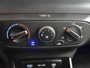 Hyundai i20 1.0 T-GDI 48V MHEV DCT Comfort I Navi + Camera I Automaat