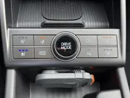 Hyundai Kona 1.6 GDI HEV Premium Sky | Z&Z Topdeal! | Van € 44.190,-, nu voor € 38.690,- |