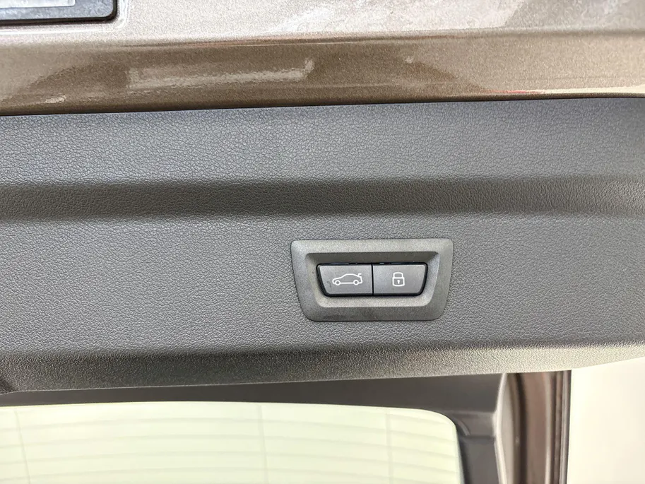 BMW iX2 eDrive20 M Sport Edition Innovation Pack