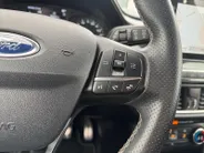 Ford Fiesta 1.0 EcoBoost ST-Line | NL auto | Cruise control | Voorruitverwarming | Navigatie | Apple carplay & Android auto | B&O audio | 17' lichtmetalen velgen | Bovag garantie |