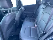 Kia Niro 1.6 GDi PHEV DynamicPlusLine | Climate control | Leder | Stoel,- en stuurverwarming | Keyless | Navigatie | Dodehoek detectie | 16 inch LM-velgen | Parkeercamera |