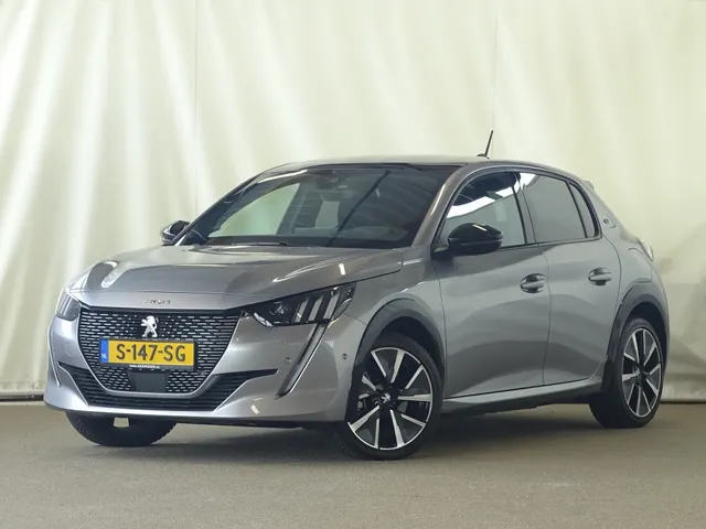 Peugeot e-208 EV GT 50 kWh