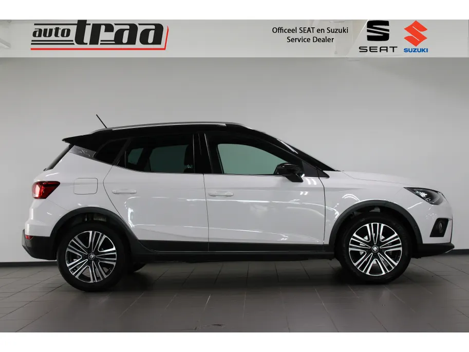 SEAT Arona 1.0 TSI Xcellence Business Intense / Full led / Stoelverw. / Climate control /