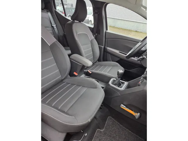 Dacia Sandero 1.0 TCe 100 Bi-Fuel Comfort | camera achter | Trekhaak | airco | Cruise controle |