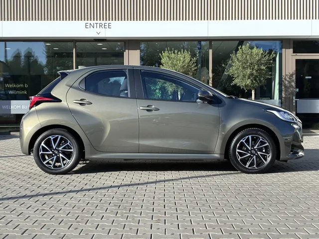 Toyota Yaris 1.5 Hybrid Dynamic | Trekhaak | Carplay | Keyless