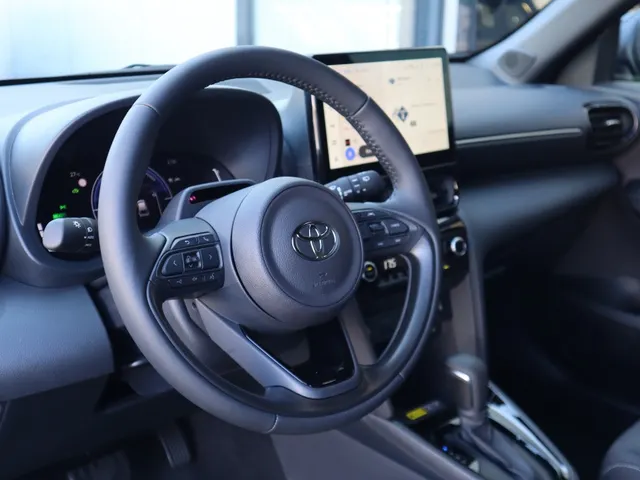 Toyota Yaris Cross 1.5 Hybrid 130 First Editon | Stoel/Stuur Verwarming | Dodehoek Detectie | Carplay