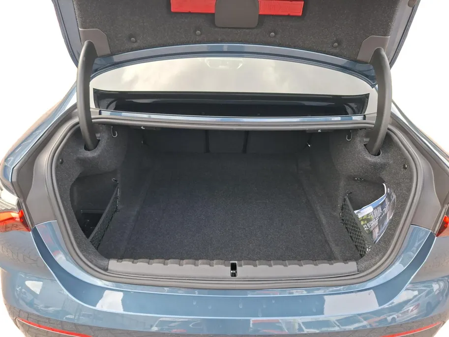 BMW 4 Serie Coupé 420i High Executive | Dealeronderhouden | M Sport pack | Safety pack | 19inch | Stuurverwarming | Volledig lederen bekleding