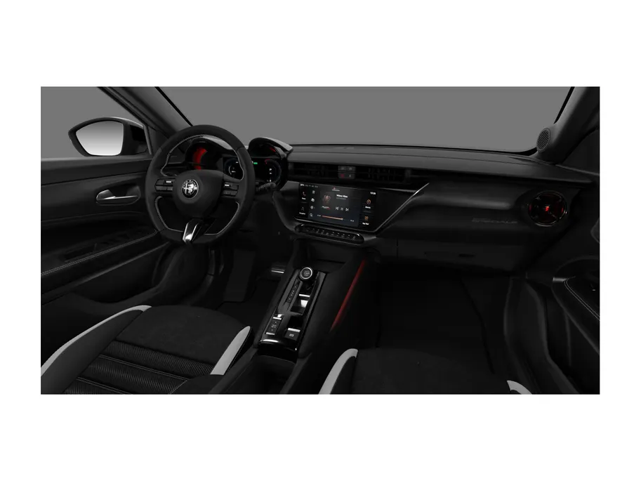 Alfa Romeo Junior Ibrida Sport Speciale Automaat