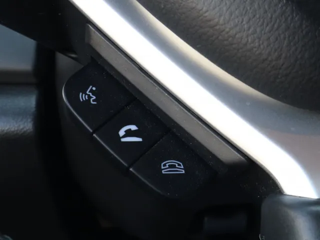 Suzuki S-Cross 1.4 BoosterJet Hybrid Select | Carplay | Trekhaak | All Seasons VERKOCHT