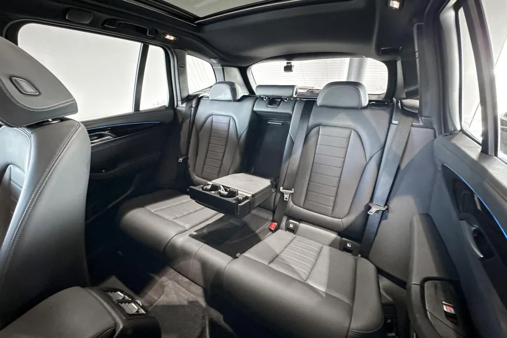 BMW iX3 Executive 80 kWh