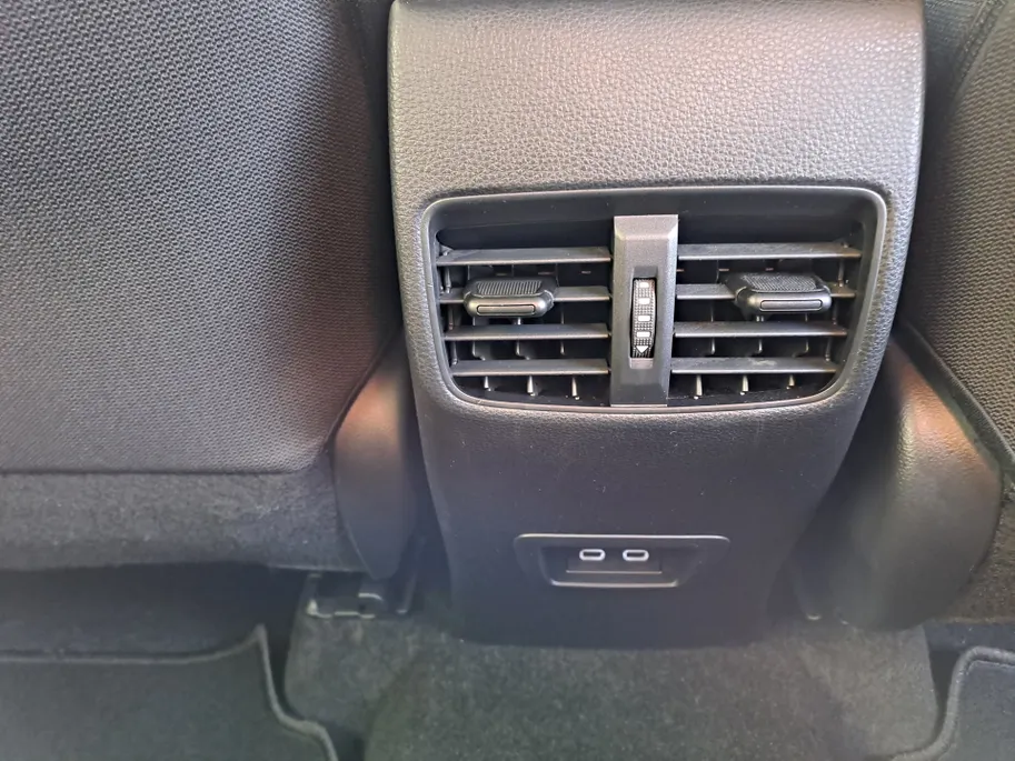 Toyota Corolla Cross 2.0 High Power Hybrid Active | Camera | Cruise control adaptief | Apple Carplay/Android Auto | Automaat | Hybride