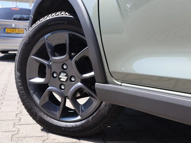 Suzuki Ignis 1.2 Hybrid Style Cruise | Keyless | Carplay