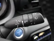 Mazda 2 Hybrid 1.5 Select | Airco | 16"LM | navi | Cruise | Stoelverwarming | Draadloos laden |
