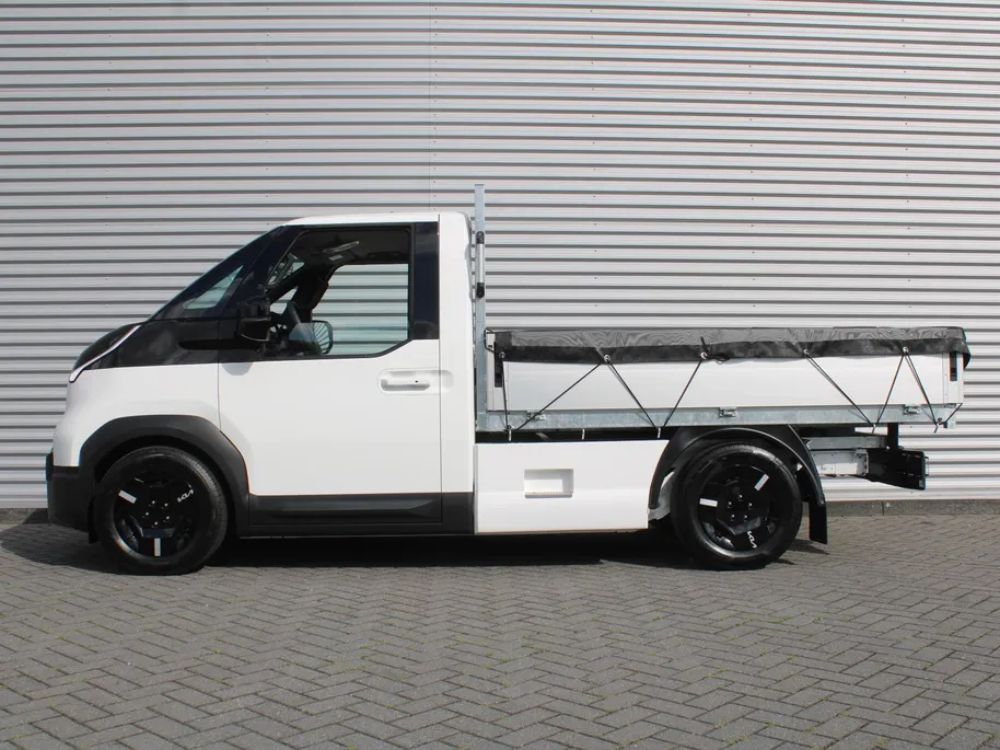 Kia PV5 Essential 51.5 kWh Kipper | Nu in de showroom! |