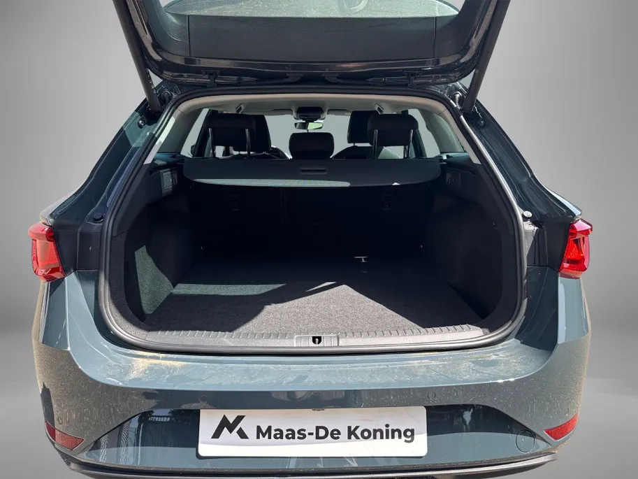 SEAT Leon Sportstourer Style Business Intense 1.5 TSI Phev Technology Pakket | Keyless | Elektrische achterklep | Herwaardering!
