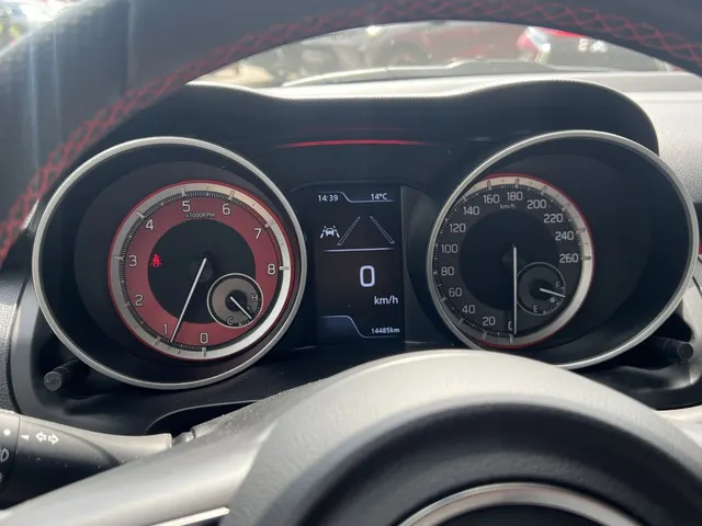 Suzuki Swift 1.4 Sport Smart Hybrid | Navi | Camera | 14483km