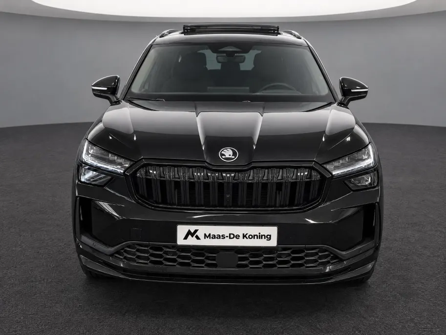 Škoda Kodiaq 1.5 TSI 204pk DSG PHEV Sportline Business · Panoramadak · Alarm · Wegklapbare Trekhaak · Elek. Voorstoel · 19'' Inch · Garantie t/m 06-07-2030 of 100.000km