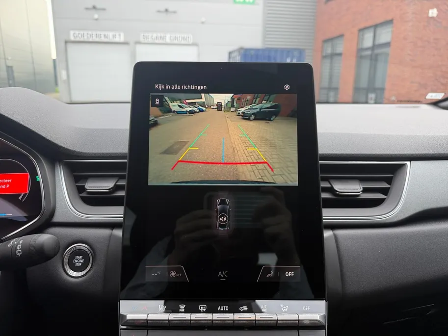 Renault Captur 1.6 E-Tech full hybrid 145 techno | Apple Carplay & Android Auto | Cruise & Climate Control | Camera | Parkeersensoren | LMV | Navigatie | 12 Maanden BOVAG Garantie